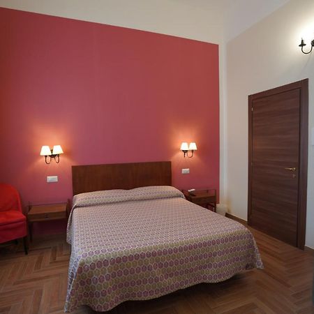 B&B I Due Teatri Napels Buitenkant foto