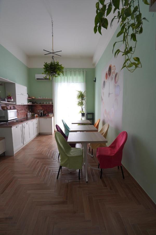 B&B I Due Teatri Napels Buitenkant foto